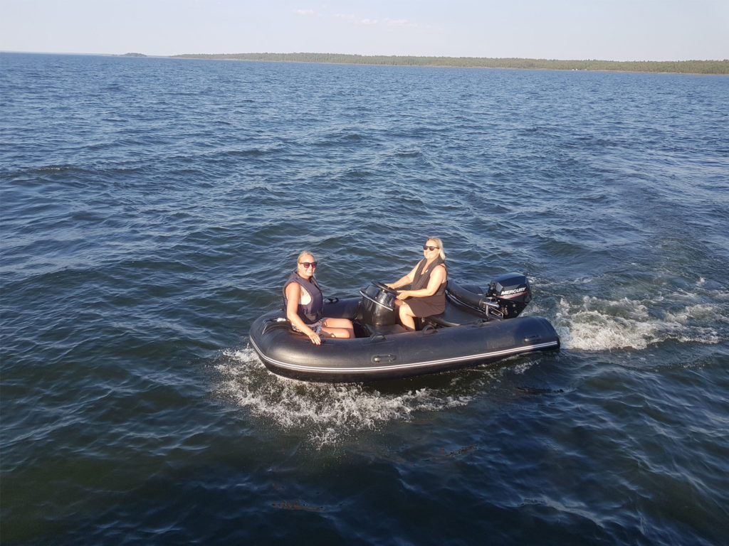 BrobergSweden – Båtgolv, gummibåtar och båttillbehör